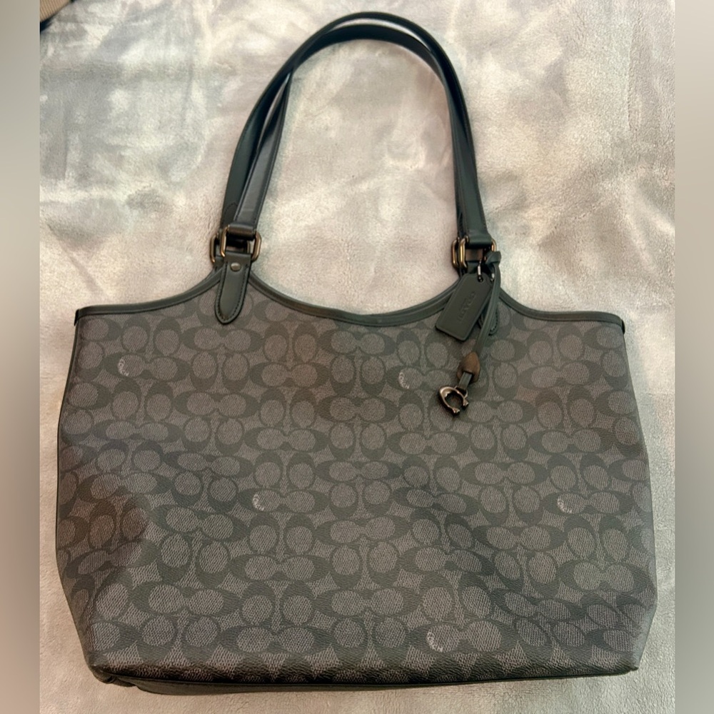 Coach Day Tote Black and Gray Signature